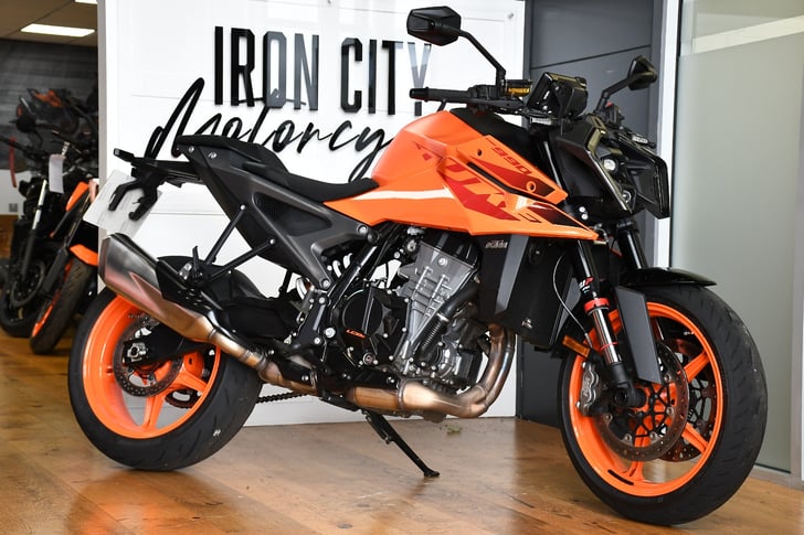 KTM 990 Duke