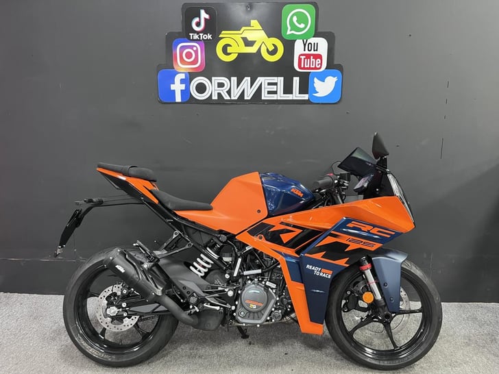 KTM RC 125 2024 