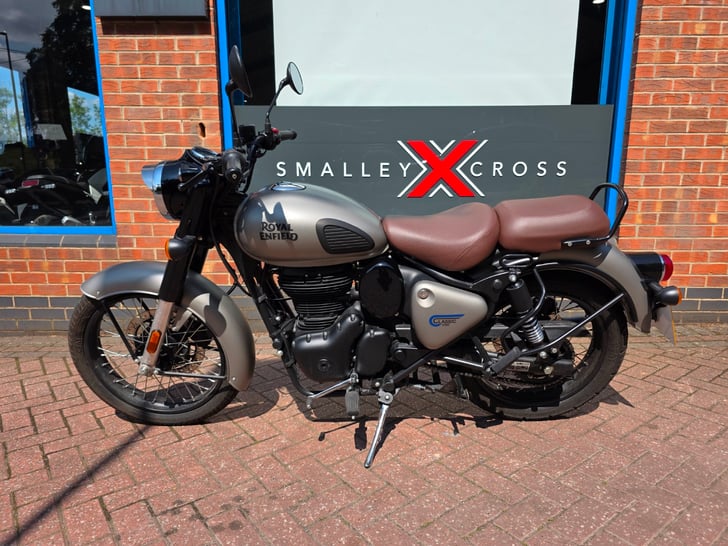 Royal Enfield CLASSIC 350 DARK