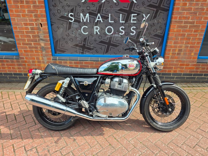 Royal Enfield INTERCEPTOR 650 TWIN CHROME