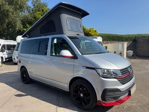 Used Volkswagen TRANSPORTER TRANSPORTER for sale in Preston | Image 2