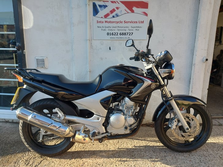 Yamaha YBR250