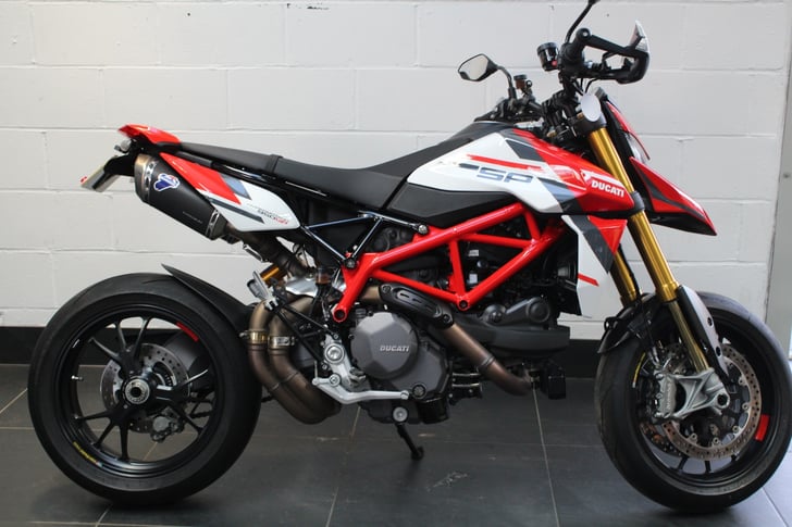 Ducati HYPERMOTARD 950 SP