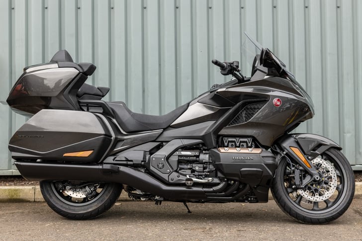 Honda GL1800 GOLD WING TOUR DCT