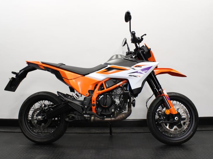 KTM 390 SMC R