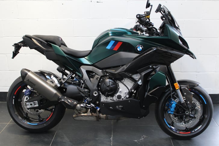 BMW M 1000 XR