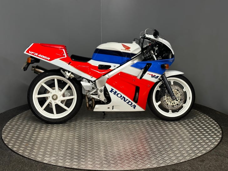 Honda VFR400
