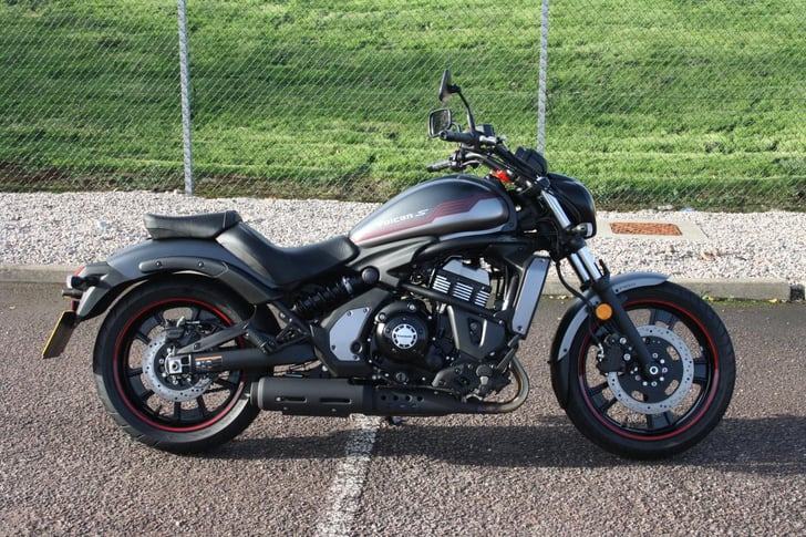 Kawasaki VULCAN 650 S 