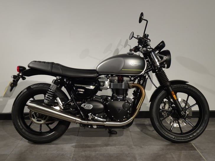 Triumph SPEED TWIN 900