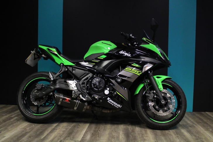 Kawasaki NINJA 650 KRT EDITION 
