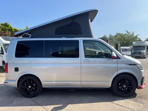 Used Volkswagen TRANSPORTER TRANSPORTER for sale in Preston | Image 3