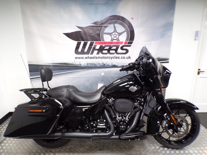 Harley-Davidson STREET GLIDE SPECIAL