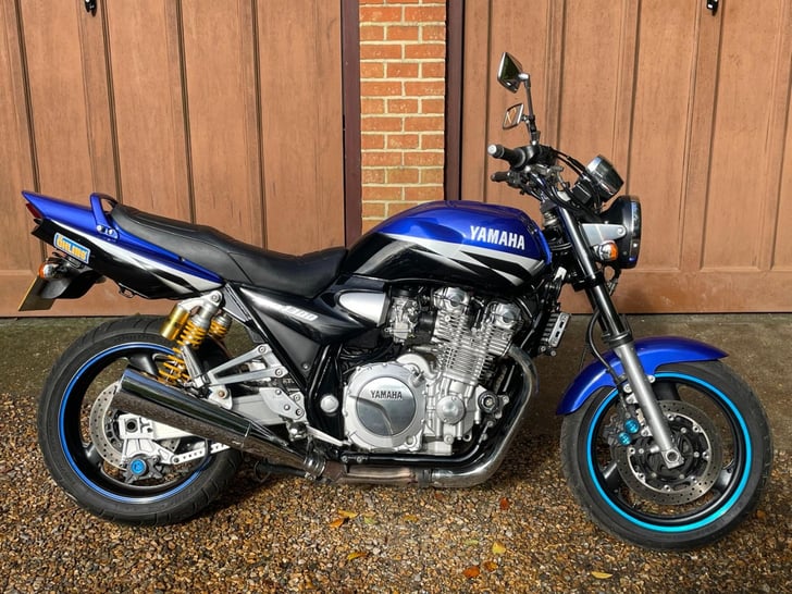 Yamaha XJR1300