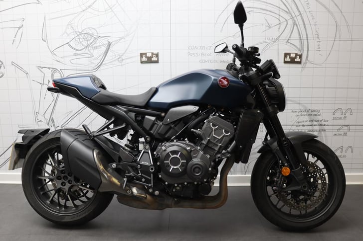 Honda CB1000R BLACK EDITION