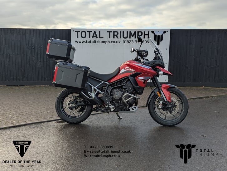 TRIUMPH TIGER 900 GT PRO
