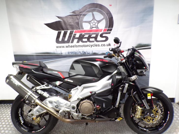 Aprilia TUONO 1000 08 