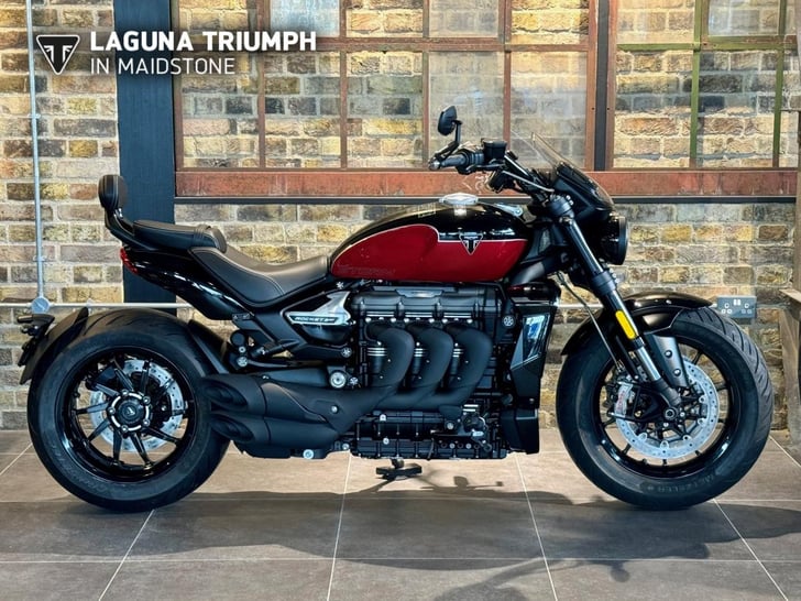 Triumph ROCKET 3 GT STORM 