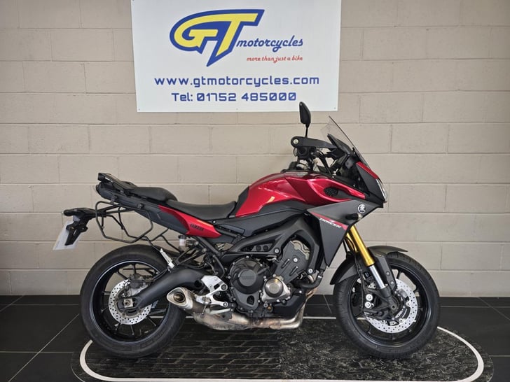YAMAHA TRACER 900