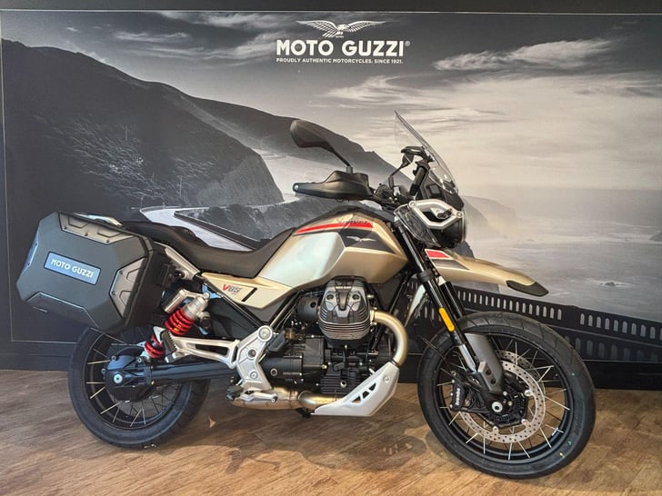 Moto Guzzi V85 850 TT TRAVEL