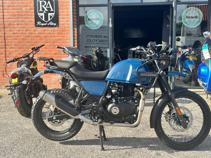 Royal Enfield HIMALAYAN 400 ADVENTURE ABS