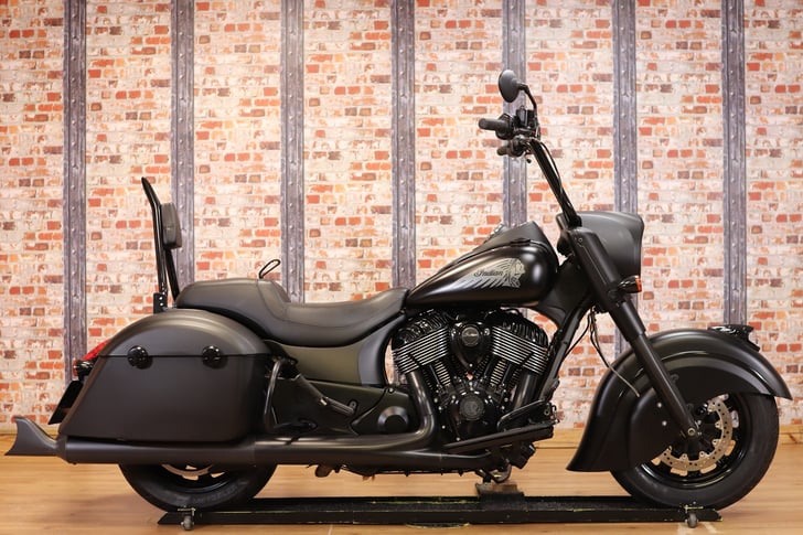 Indian Motorcycle CHIEF DARK HORSE
