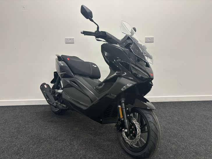 Lexmoto Aura 125 E55