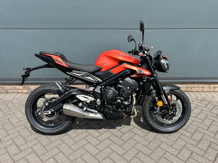 Triumph STREET TRIPLE 765 R