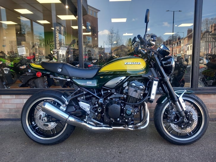 Kawasaki Z900RS