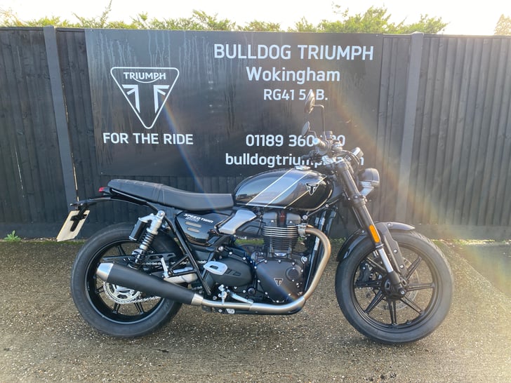 Triumph SPEED TWIN 900