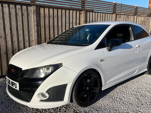 Used Seat IBIZA IBIZA 1.4 TSI CUPRA BOCANEGRA SPORT COUPE DSG EURO 5 3DR for sale in Chesterfield | Image 2