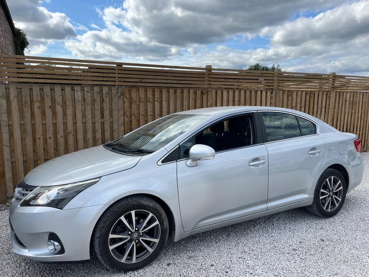 Toyota AVENSIS for sale in Chesterfield
