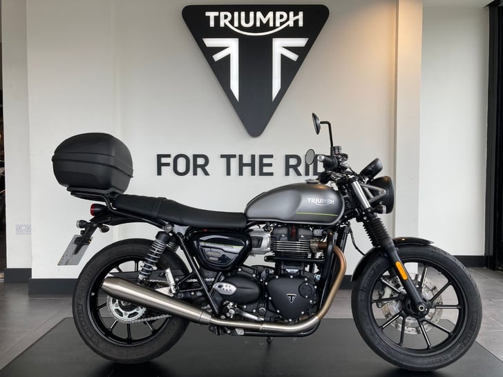 Triumph SPEED TWIN 900