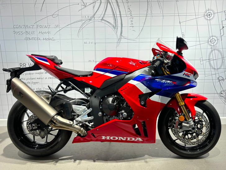 Honda CBR1000RR-R FIREBLADE SP