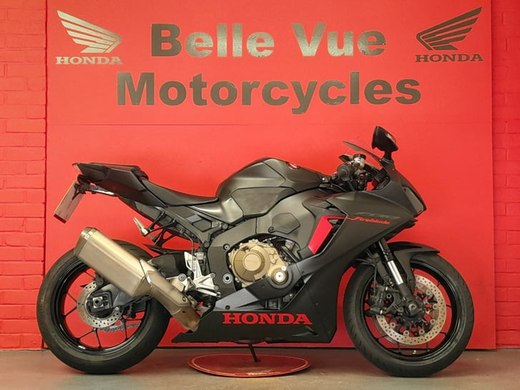 Honda CBR1000RR FIREBLADE