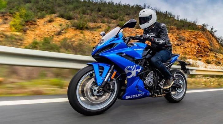 Suzuki GSX-8R 800
