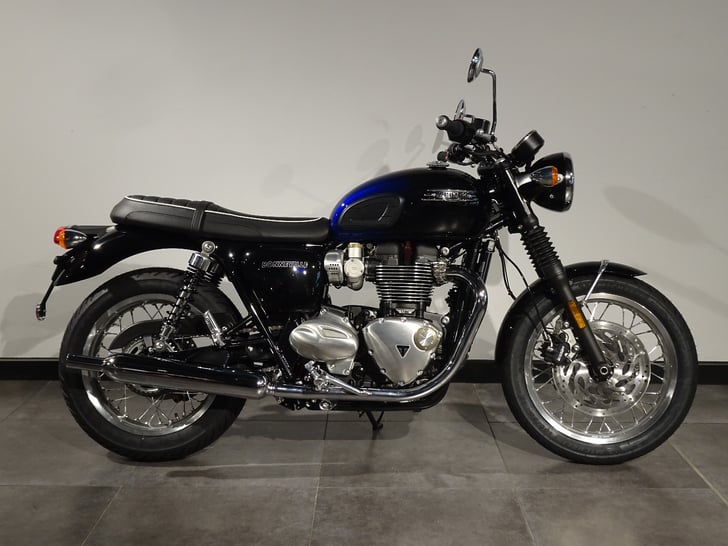 Triumph BONNEVILLE T120 STEALTH EDITION