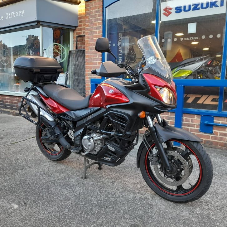 Suzuki V-STROM 650