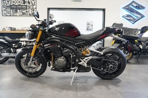 Triumph SPEED TRIPLE 1200 RS