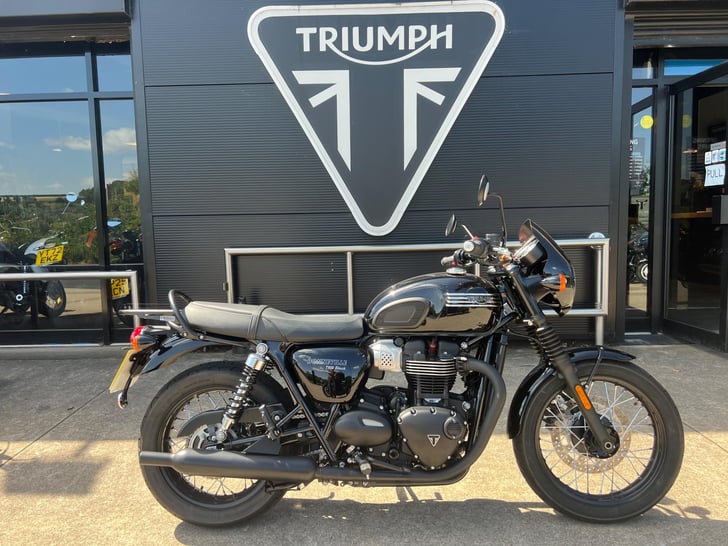 Triumph BONNEVILLE T100 900 BLACK EURO 4