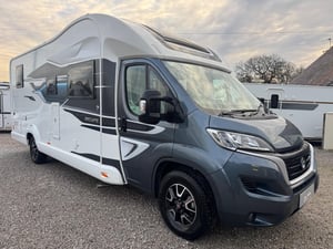 Used Swift ESCAPE 684 ESCAPE 684 for sale in Preston | Image 2