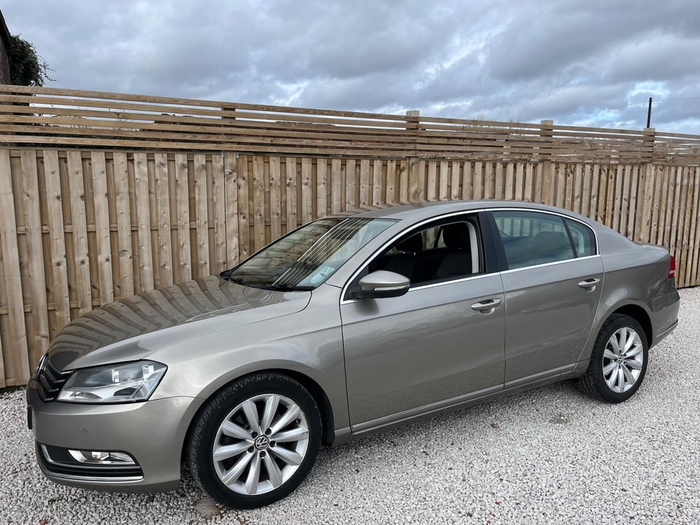 Used Volkswagen PASSAT PASSAT 2.0 TDI BLUEMOTION TECH HIGHLINE DSG EURO 5 (S/S) 4DR for sale in Chesterfield