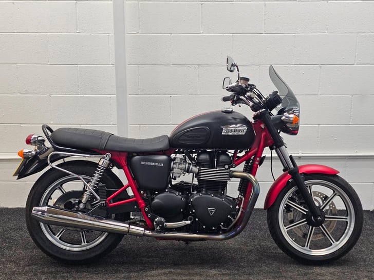 Triumph BONNEVILLE SE