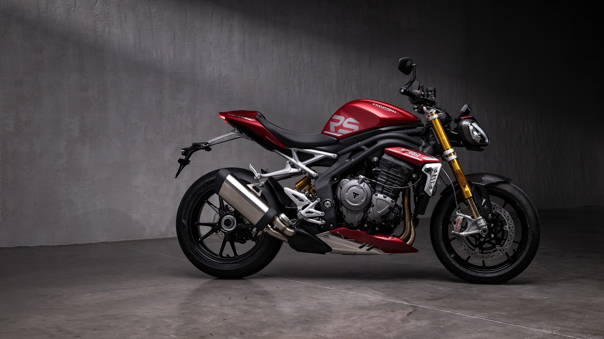 New triumph speed triple 1200 deals rs