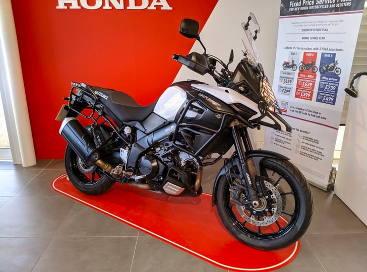 Suzuki V-STROM 1000