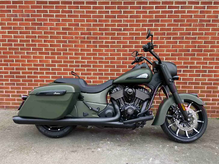 INDIAN MOTORCYCLE SPRINGFIELD DARK HORSE