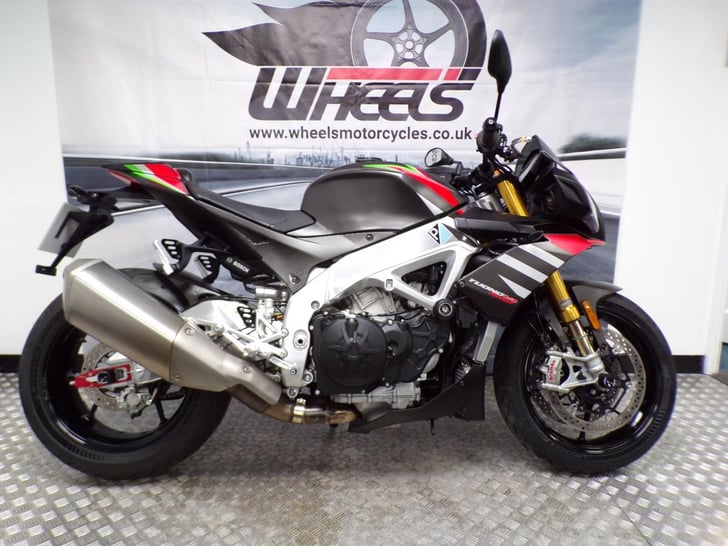 Aprilia TUONO 1100 V4 