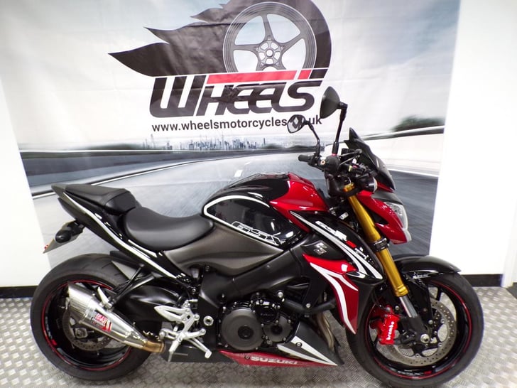Suzuki GSX-S1000
