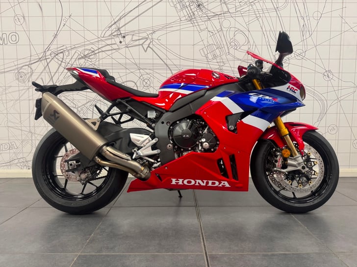 Honda CBR1000RR-R FIREBLADE SP