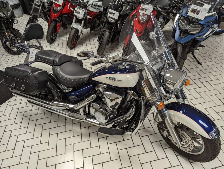 SUZUKI INTRUDER 1800 C1800RT