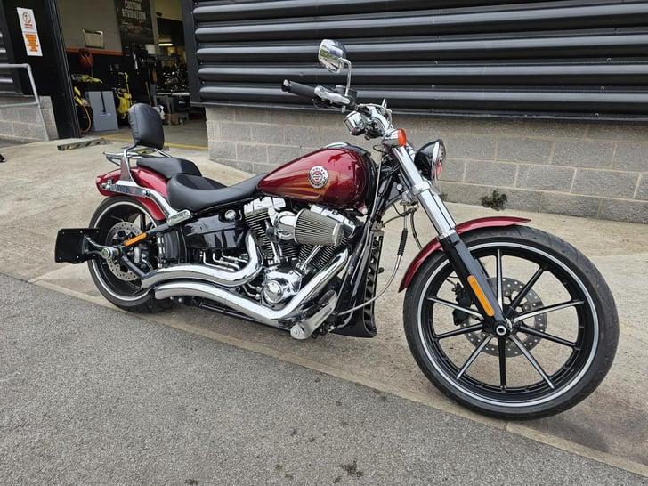 Harley-Davidson SOFTAIL BREAKOUT 